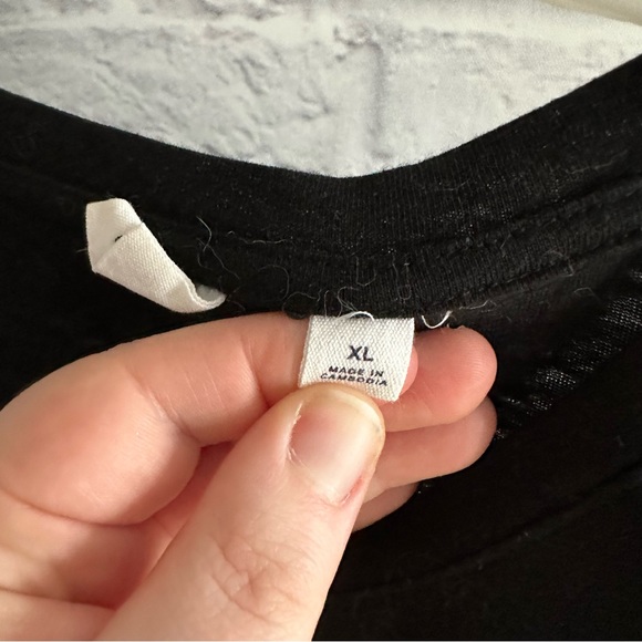 PREOWNED GAP TSHIRT DRESS BLACK WITH NAVY BLUE COLOR BLOCK SLEEVES XL - Picture 2 of 5